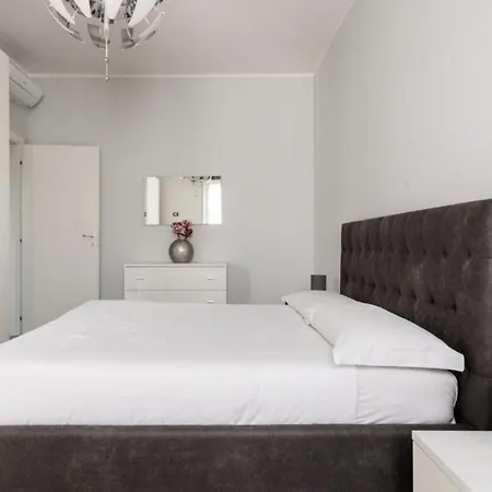 Luxury In Prada District Near Mm Brenta & Center - Ideal For Business Profiles Appartamento